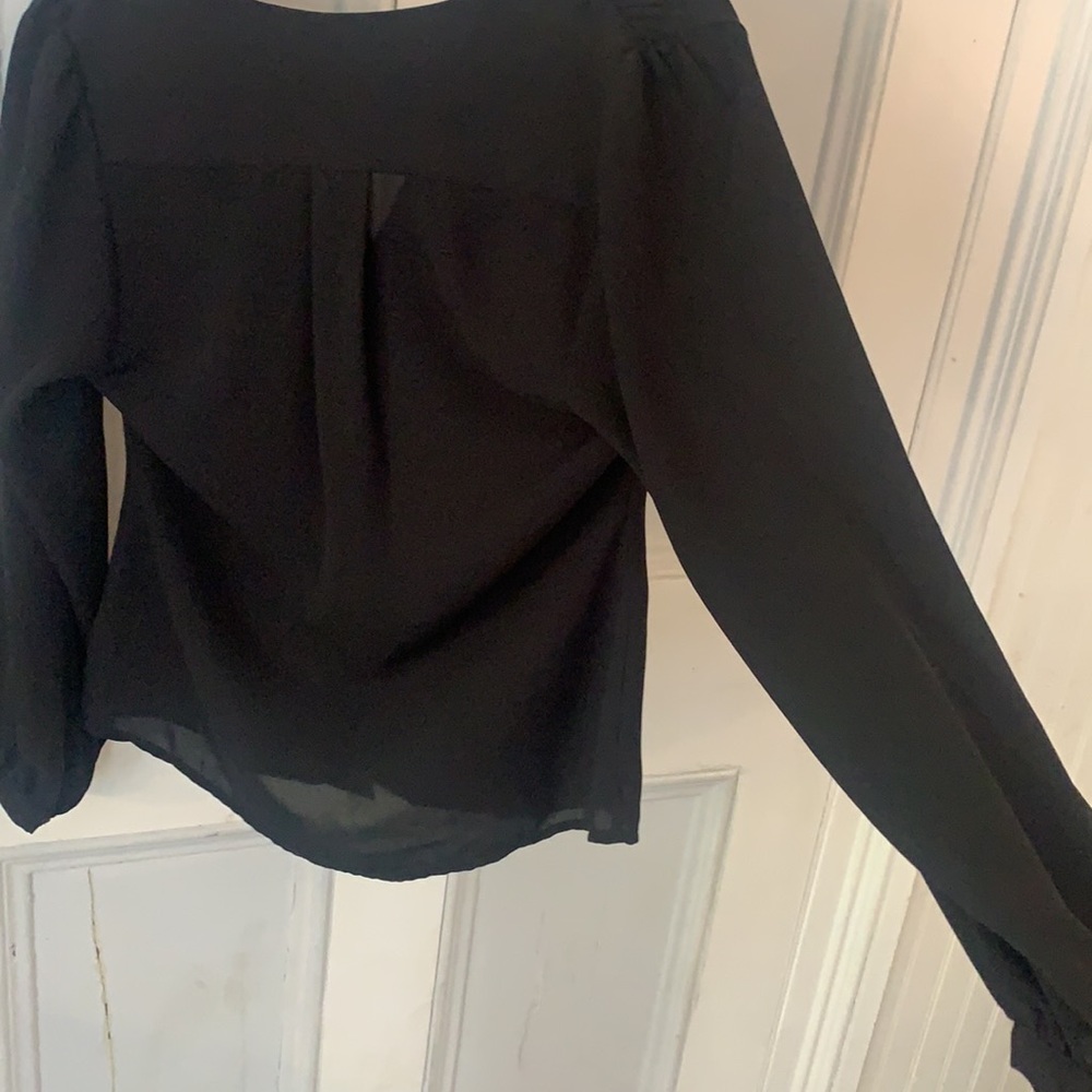 Express Blouse - Picture 3 of 5